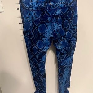 Lululemon leggings